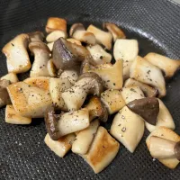 ミニエリンギのガーリックバター焼き|sanaeさん