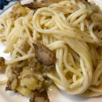 舞茸とジャガイモのトリフパスタ|お家でbar!さん