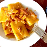 初パッケリでカルボ