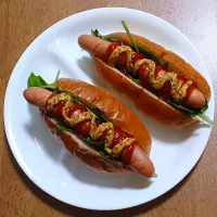 おせちの合間にホットドッグ|ナナさん