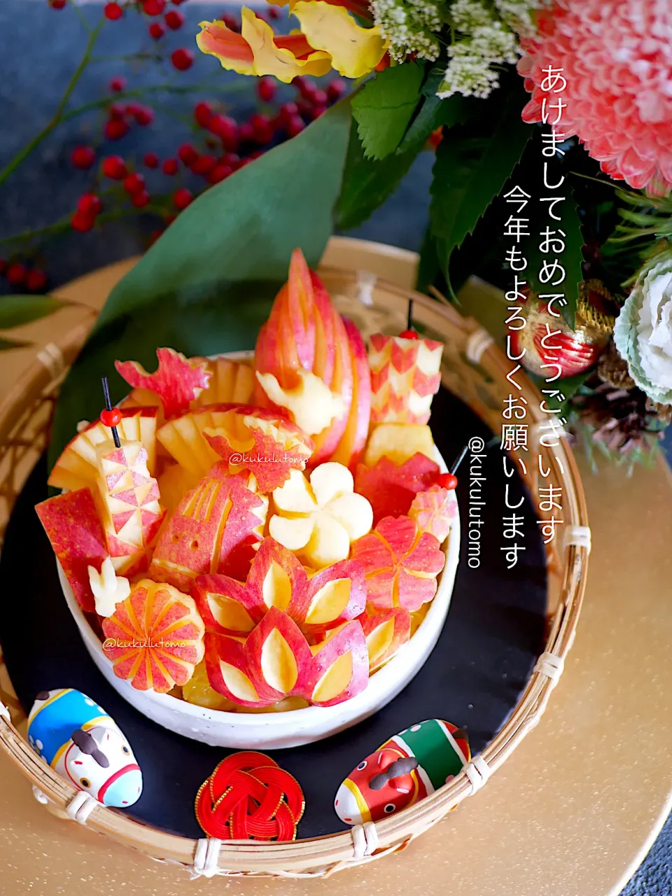 りんごのフルーツポンチdeおせち|kukulutomo ❁𓎪 ⡱𓎩‎𐩢𐩺𓎪 ⡱さん