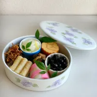 おせち2026|わことひろさん