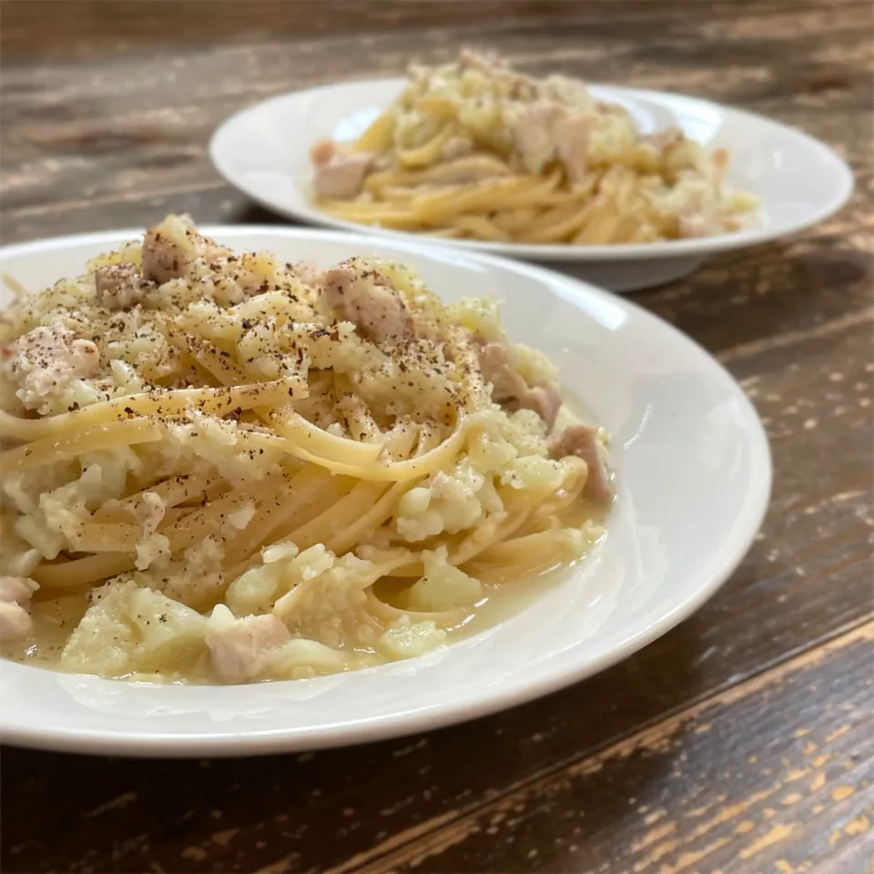 鶏もも肉とカリフラワーのパスタ|koji toyodaさん
