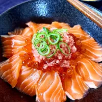 親子ネギトロ丼| オーロラさん