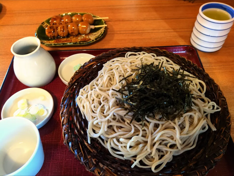 ざる蕎麦とみたらし蕎麦団子|Hamuさん