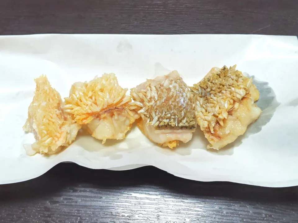 昨晩の肴は大晦日に釣り上げたシロアマダイで、松笠揚げ（ウロコ付け揚げ）。|Mars＠釜飯作り研究中さん