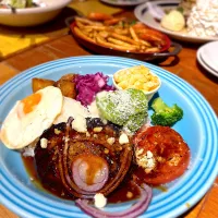 アボカドハンバーグロコモコ| マツさん