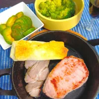 メインはハムステーキではなく、左のアボカドの中華蒸し|setuさん