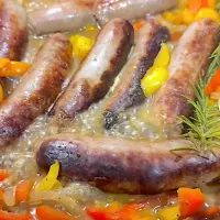 Skillet Sausages with Peppers, Onions & Rosemary|Laki Maikaʻiさん