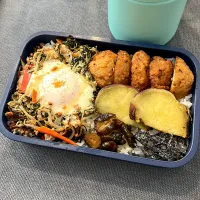 男子弁当。おかずの場所が多くて困ります。| hanakoさん