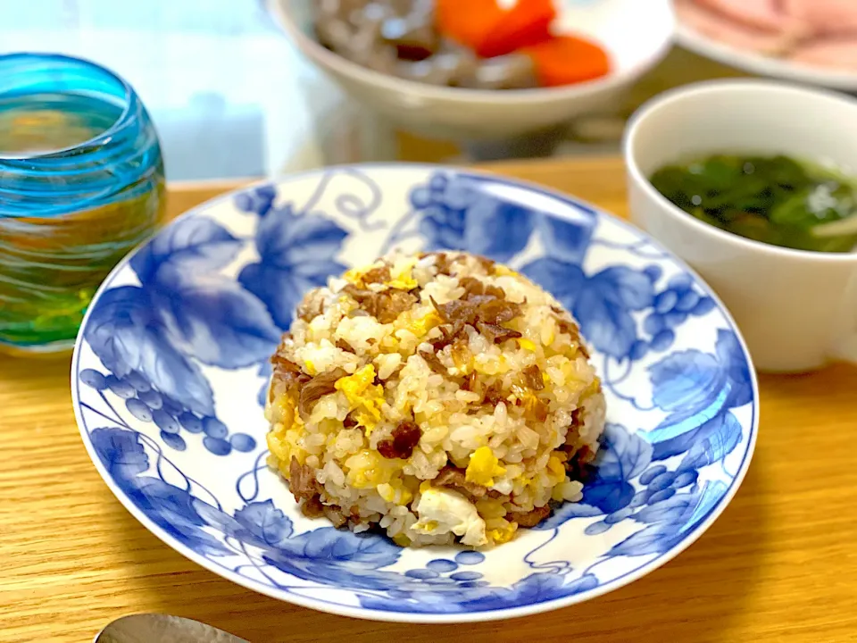 昼食 牛肉の炒飯|ふわふわさん