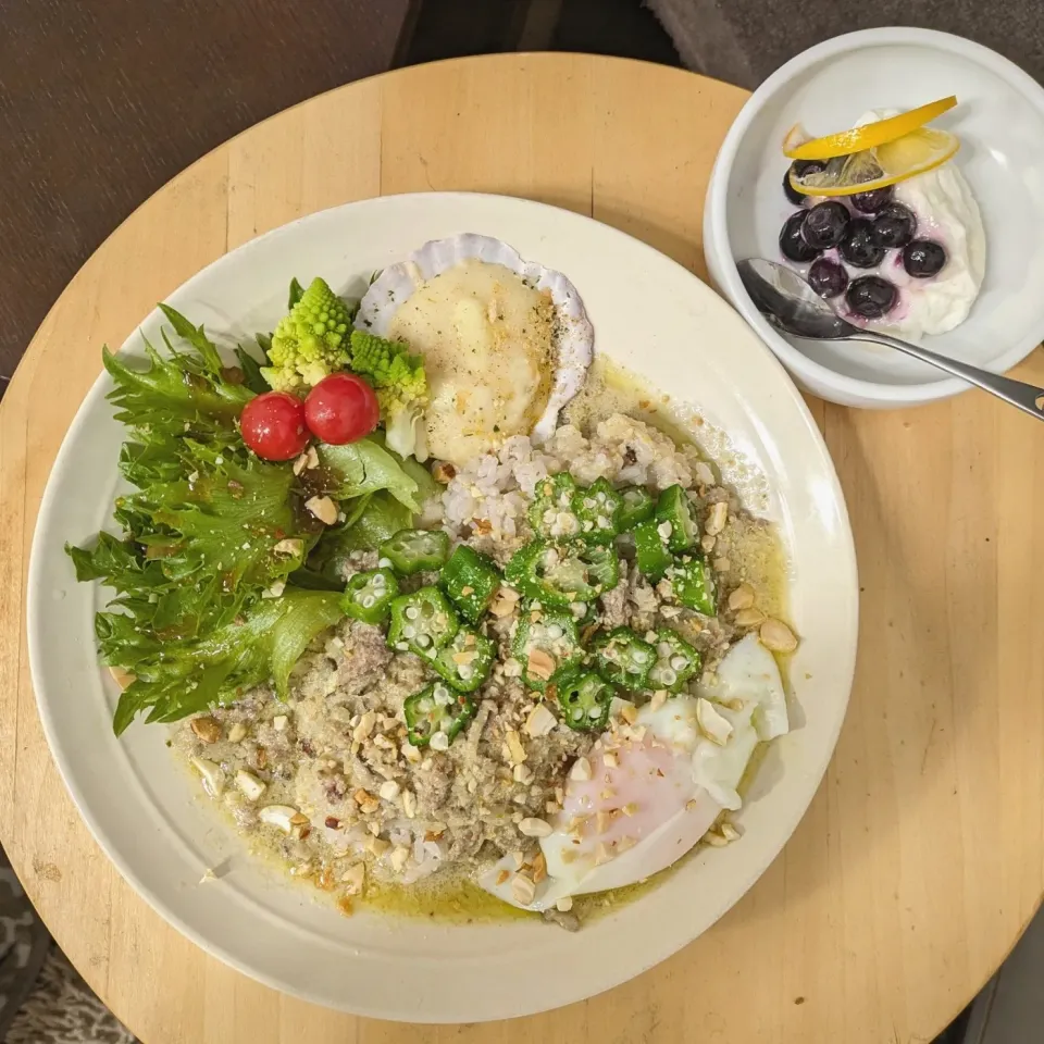 グリーンキーマ風ココナッツスープカレー|mi_neneco♪さん