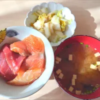 2026 0102　海鮮丼　ゆず白菜　お味噌汁|いもこ。さん