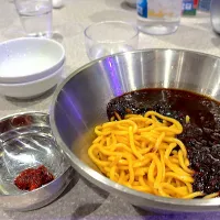 ヒョンちゃんジャージャー麺| Junko Iimuraさん