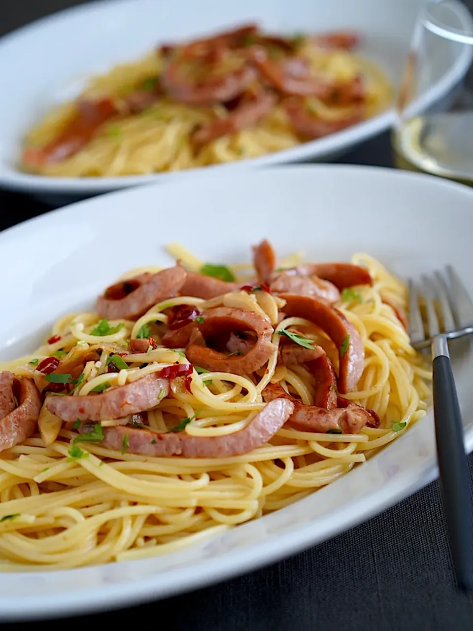 ウインナーと胡麻油でつくるペペロンチーノ|てつやさん