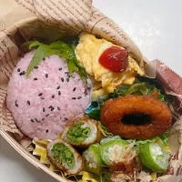 イチゴの日🍓|三姉妹のママさん