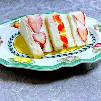 フルーツサンド 試作| ももさん