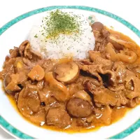 【私の大好物BEST3！具沢山で味もガチ旨し！🎯】近江牛🐄のビーフストロガノフ🇷🇺