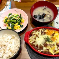 焼きカレー　しじみ汁　ほうれん草とコーンのマヨサラダ|おさむん17さん