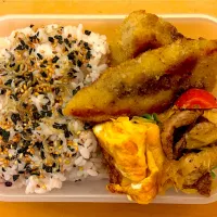 鯖竜田焼き、牛肉とトマトの炒め、卵焼き|あしゃみさん