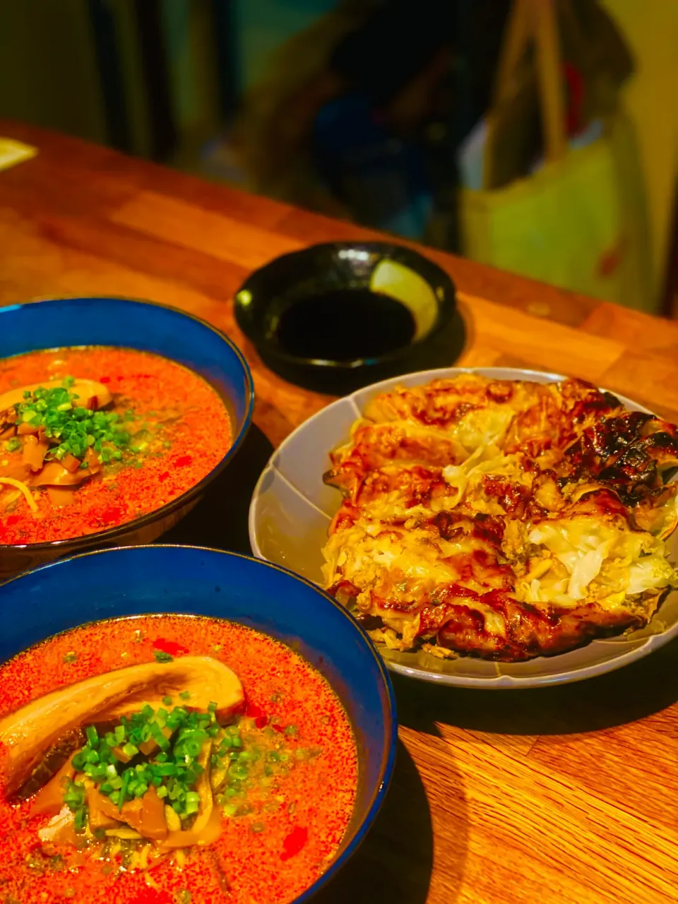 Dinner ! Dinner ! 
Hot & Spicy ️ Ramen Miso Stock Noodles with Basil & Sesame with Gyoza made by my Friends Mother very nice  
#ramen #noodles 
#gyoza #chef|Emanuel Hayashiさん