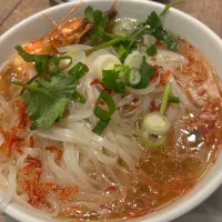タイ料理スコンターさんのタイ式海老入りフォー|Morito Kamiyaさん