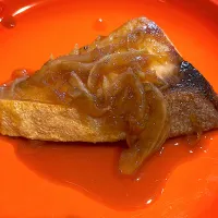 ブリ照り焼き　オリジナル和風オニオンソース|pranzoさん