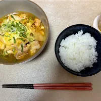 シーフードチゲ🦐🦑|S h i z🦋さん