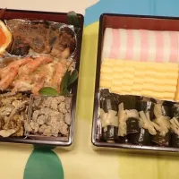 おせちの重箱| こむぎこさん