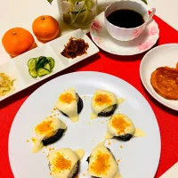 海苔巻きおにぎり、チーズ、カラスミパウダー美味い^ ^|HAMI69さん