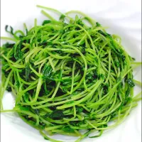 豆苗炒め〜v(^o^)＠たかたか亭| たかたかさん