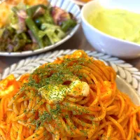 バジルトマトとモッツァレラチーズのパスタと枝豆スープの夕飯|yukopunさん