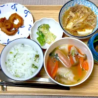 夕飯 スープ餃子とすき焼き風など|ふわふわさん