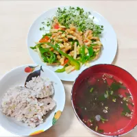 2026 0108　青椒肉絲　もずくスープ|いもこ。さん