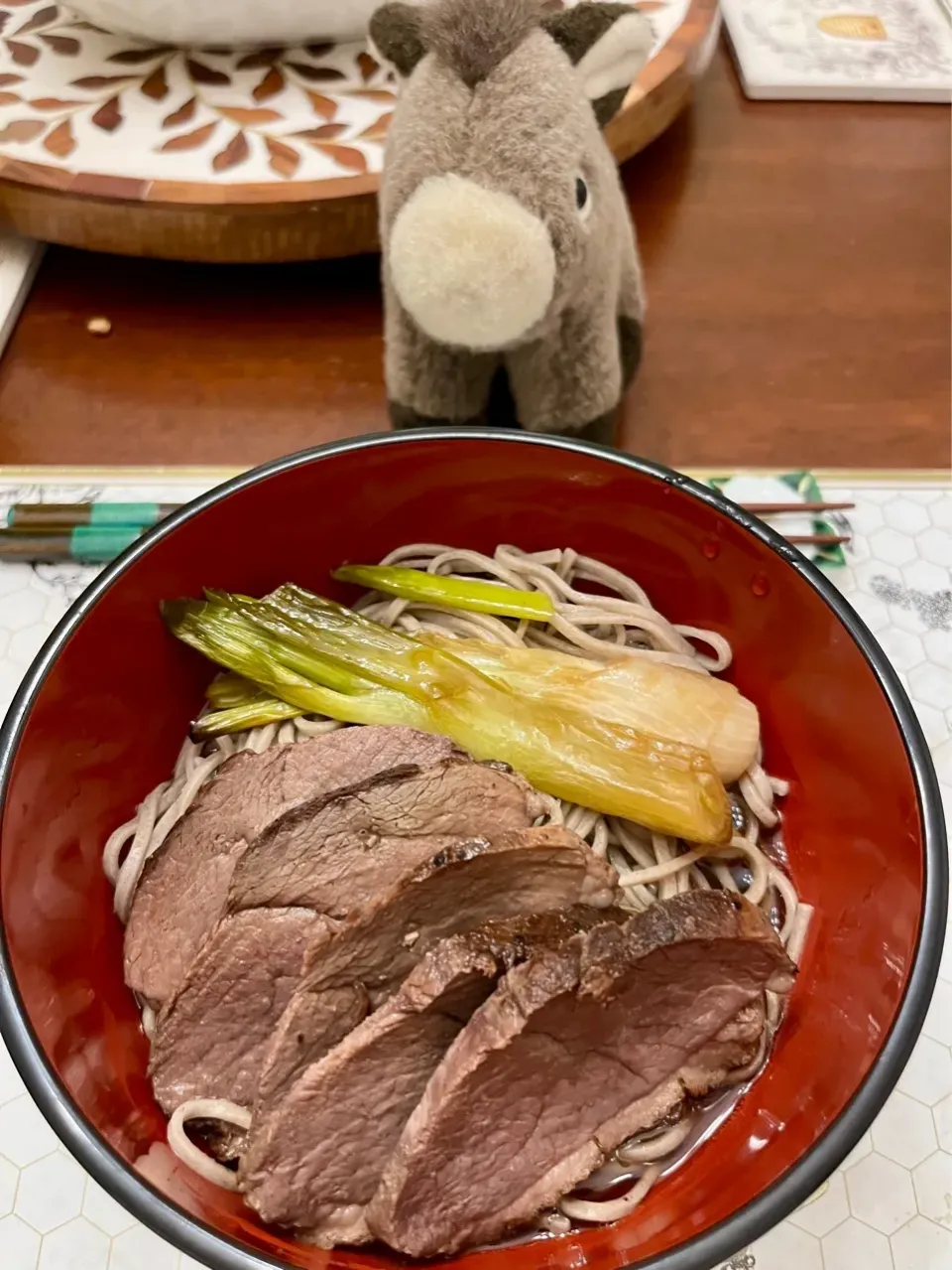 2026/1/8   福笑いの鴨南蛮   Duck Nanban Noodles: A New Year’s Lucky Laugh|21 Boys & 野鳥さん