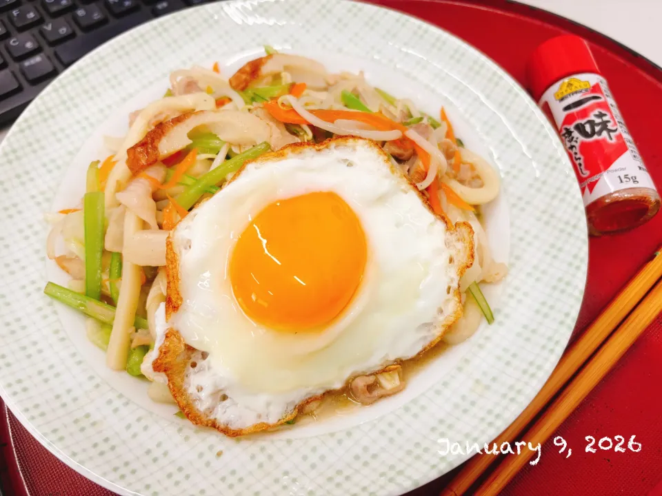 🅜🅔🅝🅤 🥬野菜たくさん焼きうどん🥢|Tsuu_chan‪ ·͜·♡‬さん