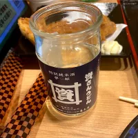 今日の晩ご飯　お酒2杯目は日本酒冷（実況中継中）