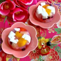 ミルク寒天入りみつ豆苺🍓ゼリー✨|ringonamaさん