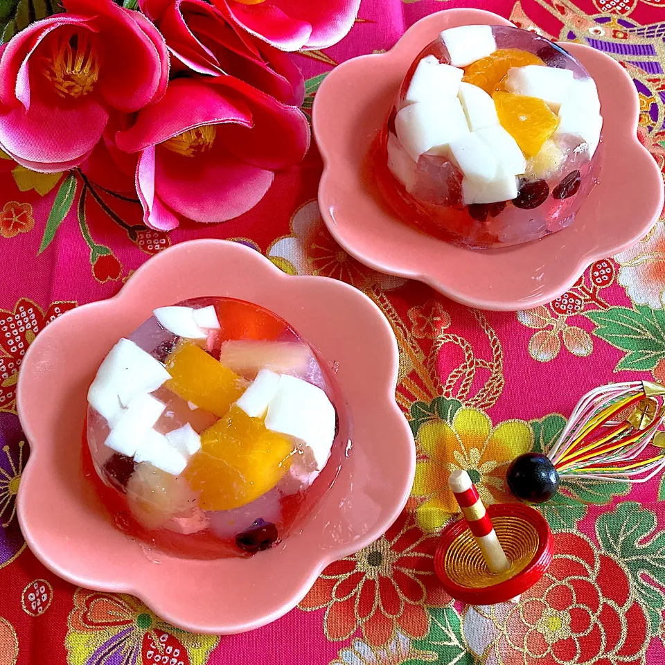 ミルク寒天入りみつ豆苺🍓ゼリー✨|ringonamaさん