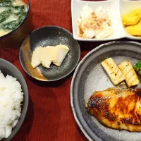 鰤の照り焼き定食|伊藤央さん