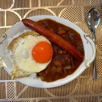 まだ3日だったけど…牛すじカレー🍛　シェフのお友達が遊びに来て作ってくれた🙌|BUBUさん
