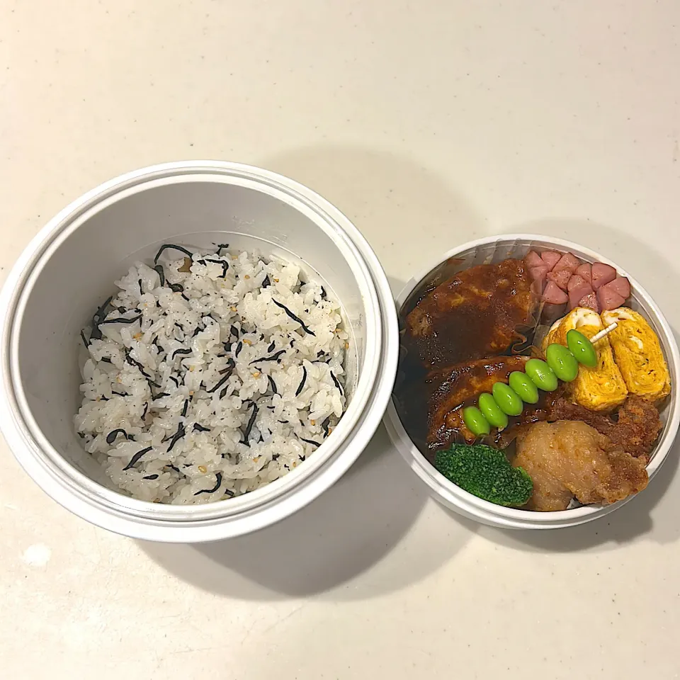 チーズハンバーグ
鶏唐揚げ
シャウエッセン
卵焼き
ブロッコリー
枝豆
梅ひじきご飯|ayumomさん