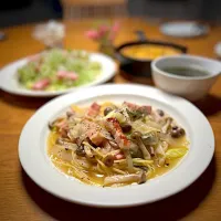 1/10の夕食　葱とベーコンの和風パスタ