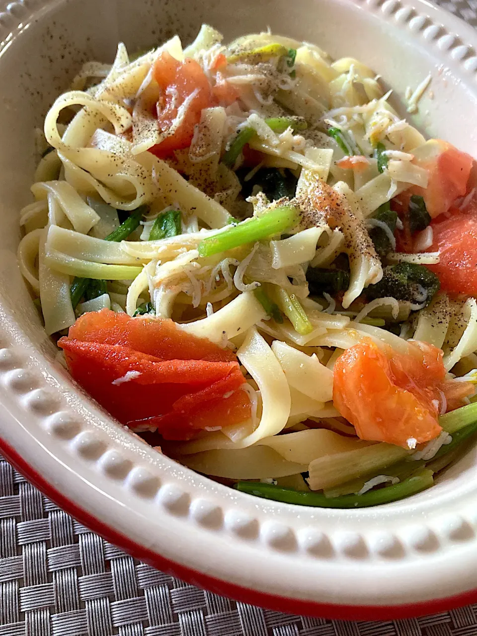 トマトとしらすのパスタ🍝|ジュンコ バイヤーさん