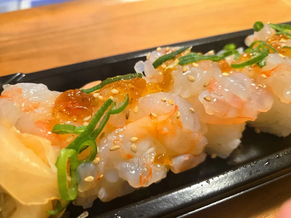 海老こぼれ寿司🦐|しあるさん