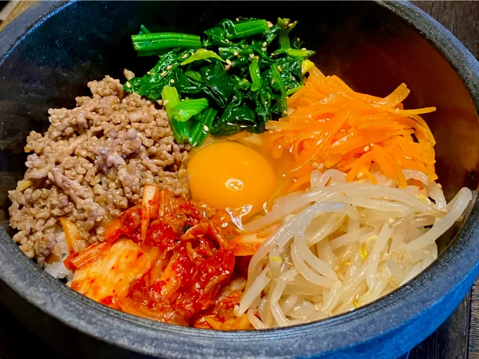 今日のランチは三色ナムルで                                      「石焼ビビンバ」|mottoさん