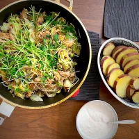 豚の重ね蒸しメインのお夕飯🌛|みーぬさん