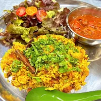 ビリヤニとエビのカレー🦐| みほままこさん