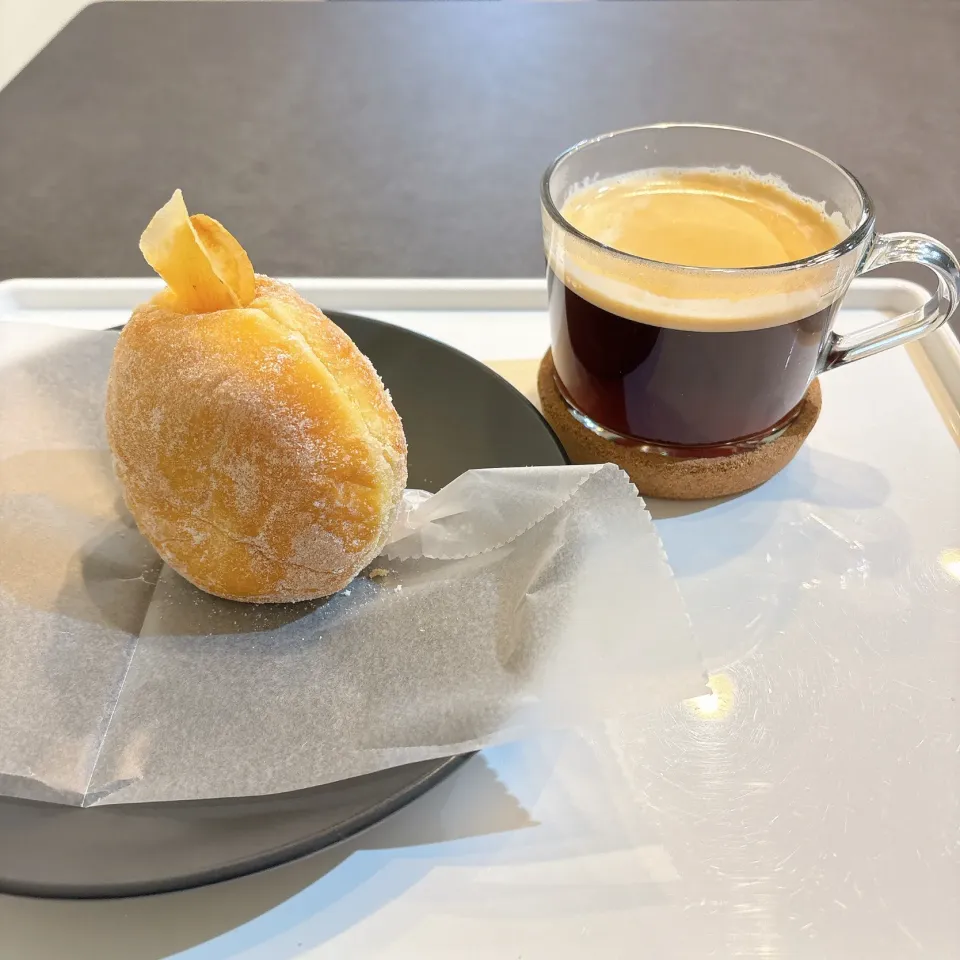 おいものドーナツとコーヒー|ちゃみこさん