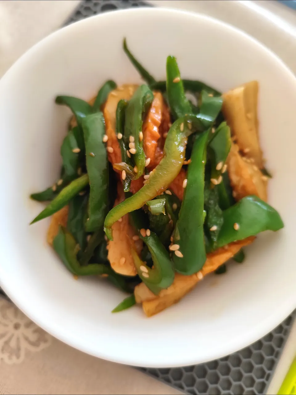 cocco+さんの料理 ピーマンとチクワのきんぴら✨明日の旦那さん弁当用に!!|m.rafuさん